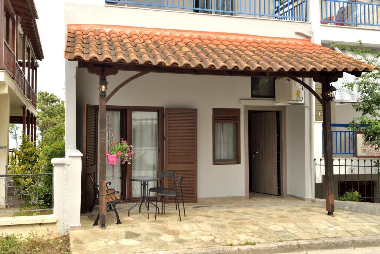 Suite Loft Apartment Konstantinidis Nea Poteidaia Eksteriør billede